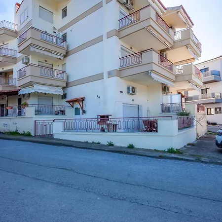 Kanonika Homes Family Sunset View Apartmán *